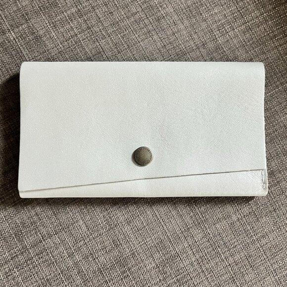 Portland Leather Handbags - Portland Leather Rancher wallet in PEARL *brand new*